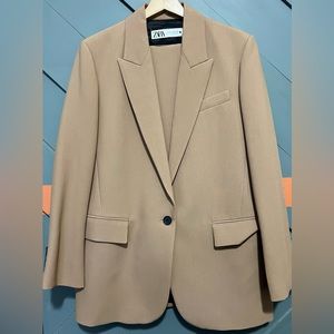 ZARA SUIT BLAZER WITH BUTTONS